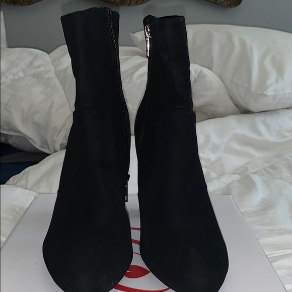 4 inch booties - Picture 2 of 3